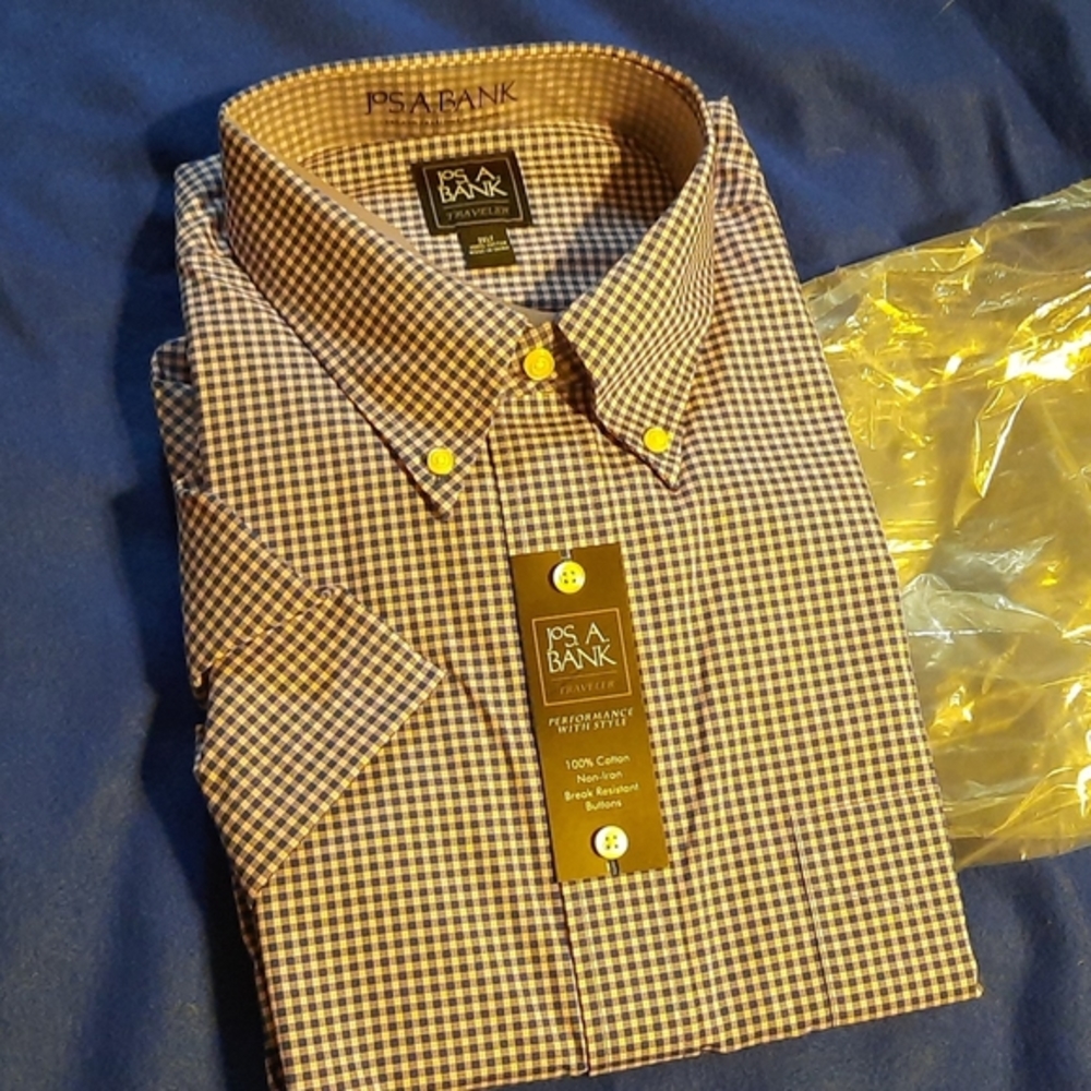 Men's short sleeve button up shirt. Jos A Banks 100% Cotton 2XLT Navy/Pink check